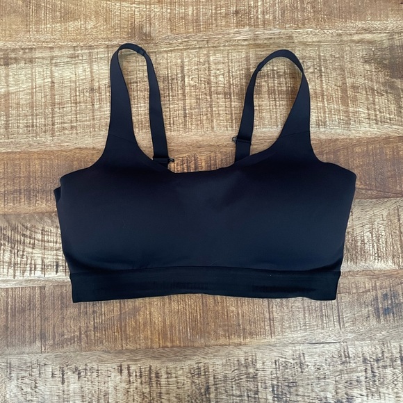 Lululemon Fine Form Bra - Picture 1 of 4